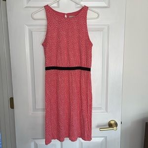 Loft Peachy pink with cream abstract polka dots with black waist band dress